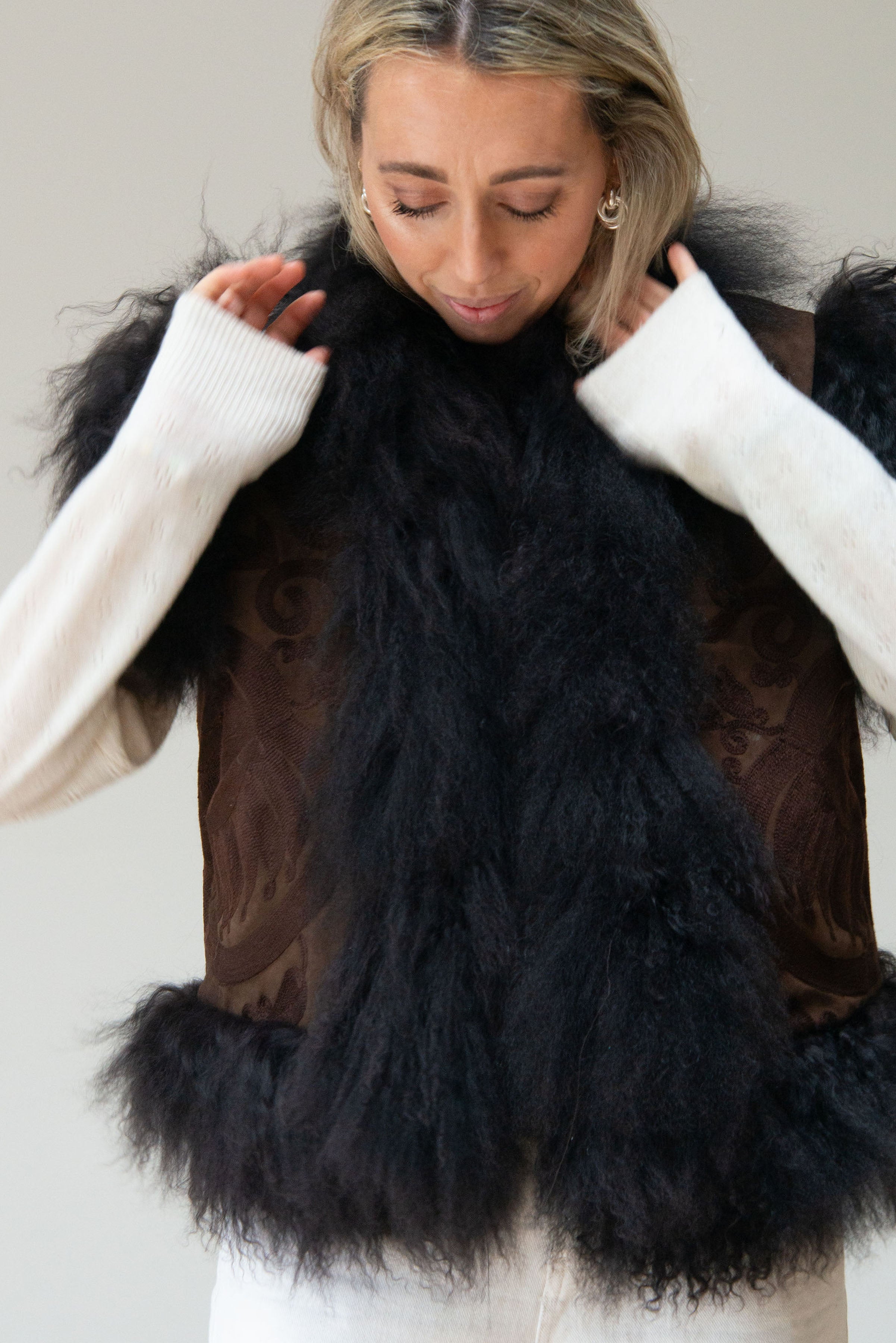 CARLA GILET - BROWN SUEDE